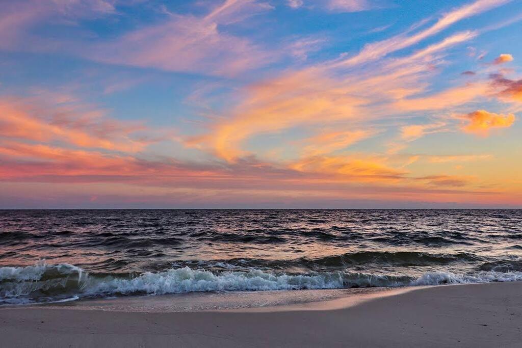 Beach Barn - 5Min To Pcola Beach غولف بريز المظهر الخارجي الصورة